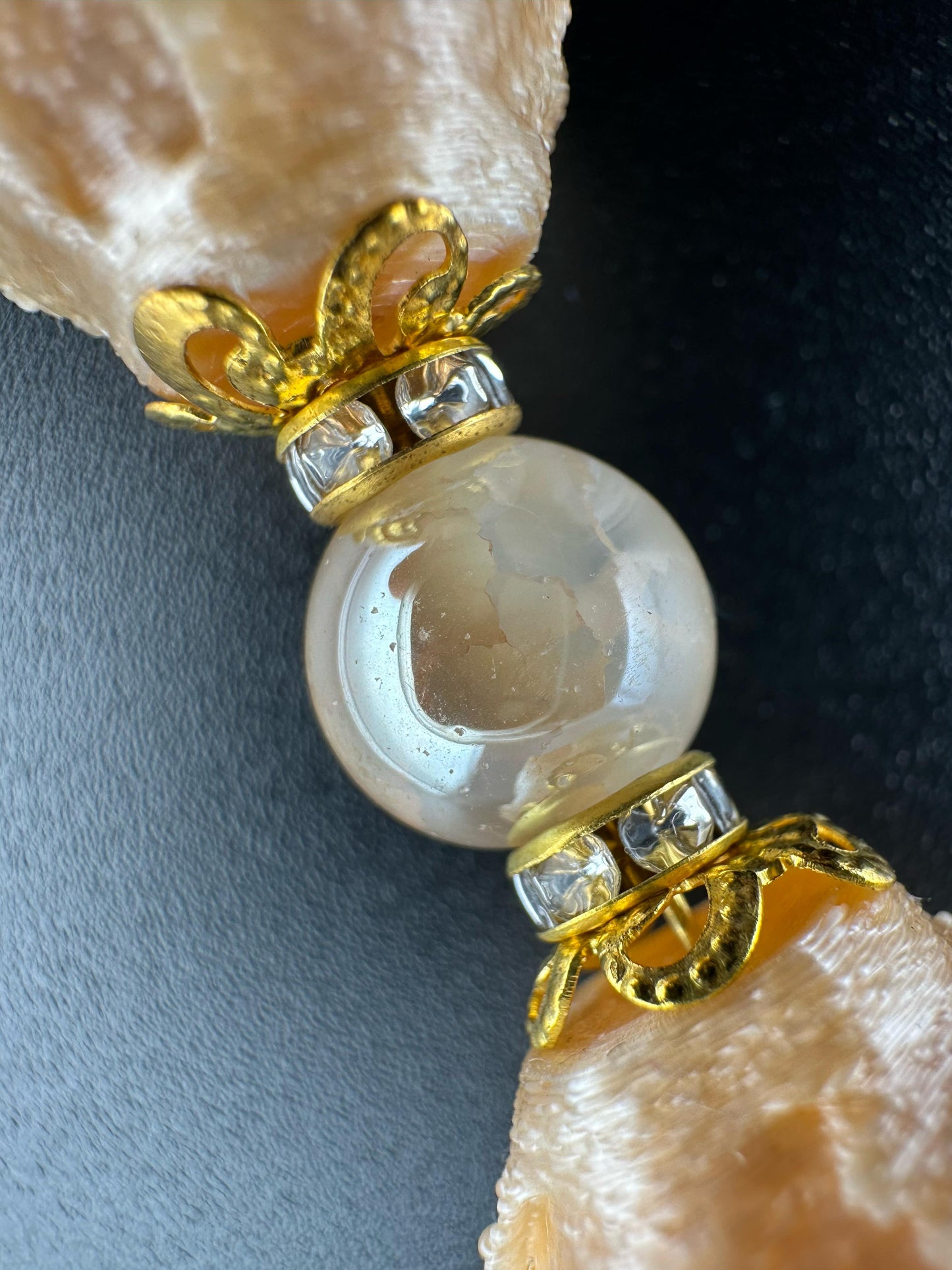 La sorellanza richiamo e connessione con la propria famiglia luce